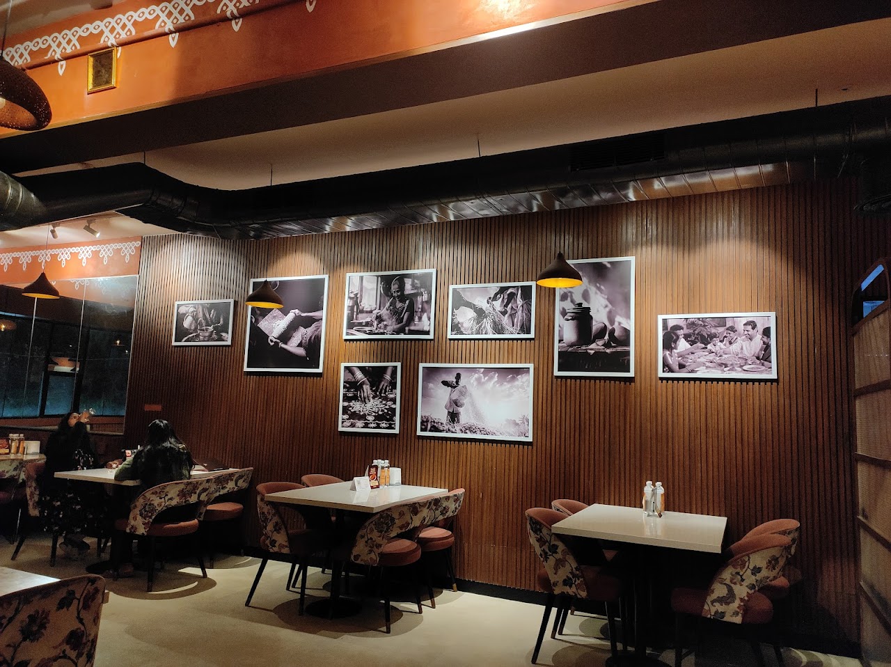 Anmay Restaurant photo 4